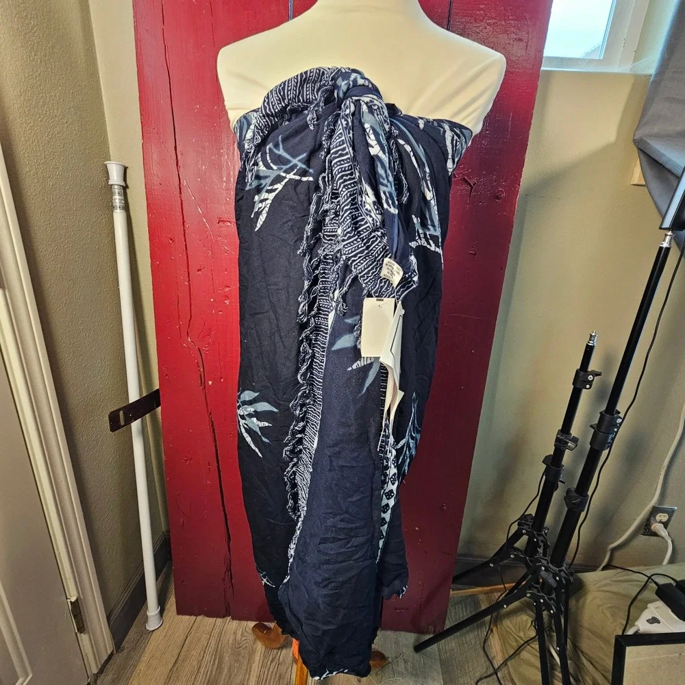 Hilo Hattie Navy Blue Tropical Leaf Pareau Sarong‎ Wrap Cover Up Dress NWT 1SZ